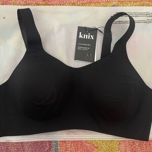 Knix Catalyst Sports Bra